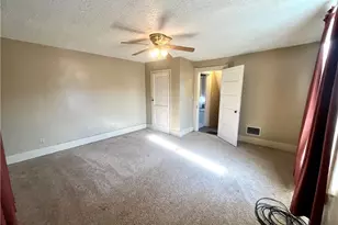 55500 National Rd, Bridgeport, OH 43912 - Photo 16