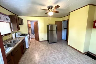 55500 National Rd, Bridgeport, OH 43912 - Photo 6