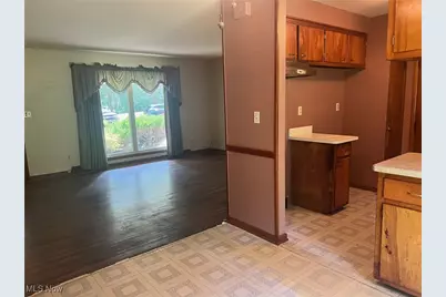 10504 Mulberry Road, Chardon, OH 44024 - Photo 14