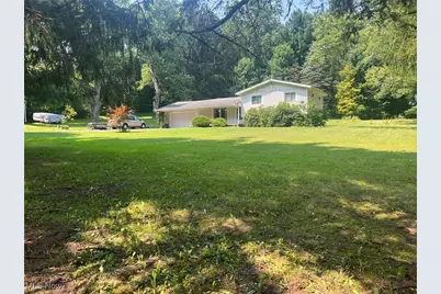 10504 Mulberry Road, Chardon, OH 44024 - Photo 2