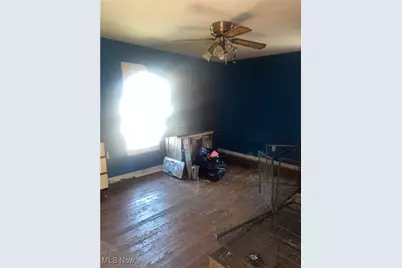 18 W Faith Street, Struthers, OH 44471 - Photo 12