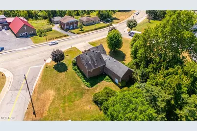 3465 Pennsylvania Avenue, Weirton, WV 26062 - Photo 4