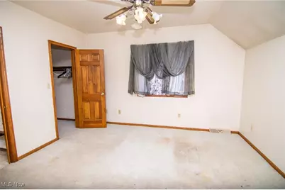 3465 Pennsylvania Avenue, Weirton, WV 26062 - Photo 16