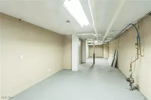 11015 Wade Park Ave, Loveland, OH 44106 - Photo 34