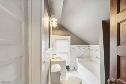 11015 Wade Park Avenue, Loveland, OH 44106 - Photo 28