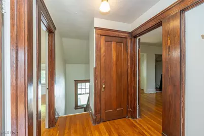 1468 Parkhill Road, Cleveland Heights, OH 44121 - Photo 18