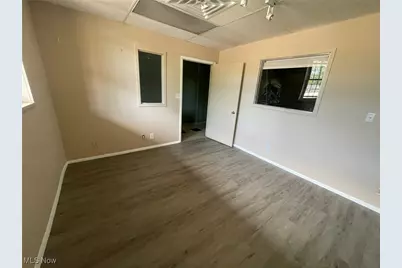 14224 Madison Avenue, Oakwood, OH 44107 - Photo 10