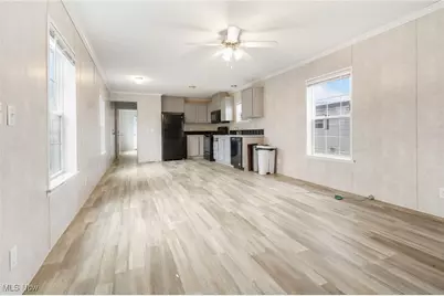 12860 Mayfield Road #161, Chardon, OH 44024 - Photo 6