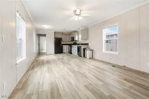 12860 Mayfield Rd, Chardon, OH 44024 - Photo 6