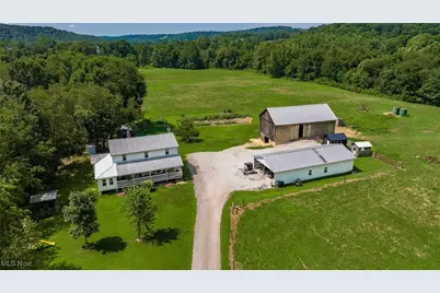 17451 Township Road 184, Frazeysburg, OH 43822 - Photo 1