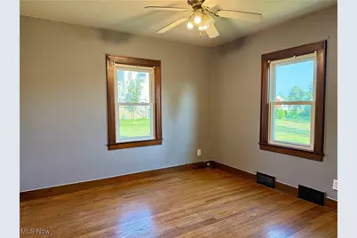 200 Cross Street, Hopedale, OH 43976 - Photo 16