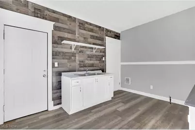 7608 Lawnview Avenue, Loveland, OH 44103 - Photo 40