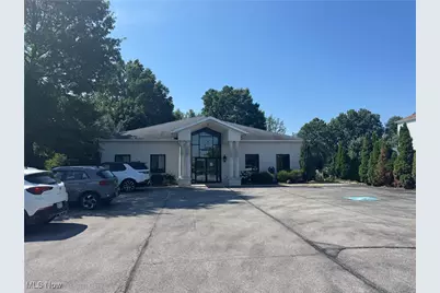 908 E Waterloo Road, Akron, OH 44306 - Photo 1