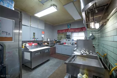 8390 S High Street, Mineral City, OH 44656 - Photo 18