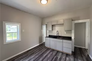 813 W 17th St, Lorain, OH 44052 - Photo 4