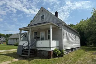 813 W 17th St, Lorain, OH 44052 - Photo 2