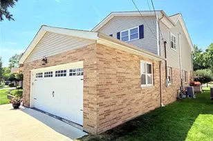 35682 W Island Dr, Eastlake, OH 44095 - Photo 36