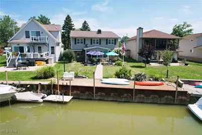 35682 W Island Drive, Eastlake, OH 44095 - Photo 8