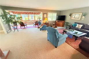 35682 W Island Dr, Eastlake, OH 44095 - Photo 12