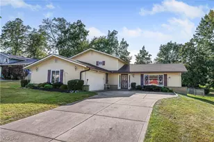 7234 Raynham Dr, Huber Heights, OH 44146 - Photo 1