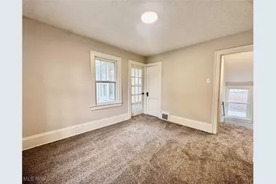 2001 13th Street SW, Akron, OH 44314 - Photo 18