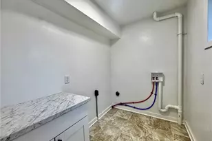 2001 13th St SW, Akron, OH 44314 - Photo 16