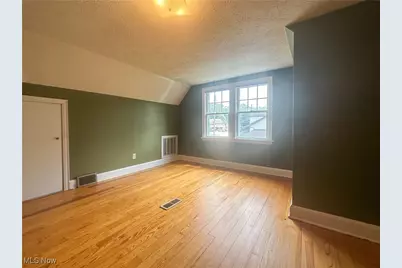 1542 Woodland Street NE, Warren, OH 44483 - Photo 38