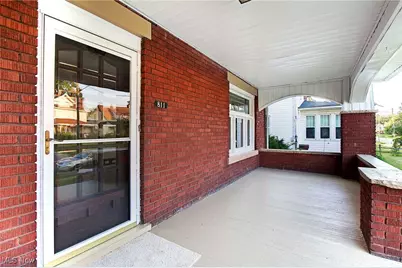 811 Broad Avenue NW, Canton, OH 44708 - Photo 4