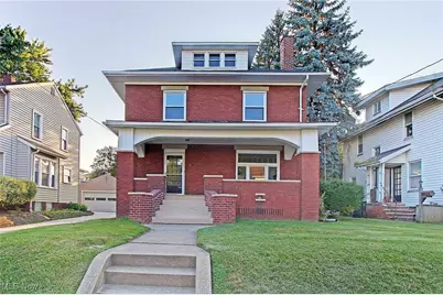 811 Broad Avenue NW, Canton, OH 44708 - Photo 1