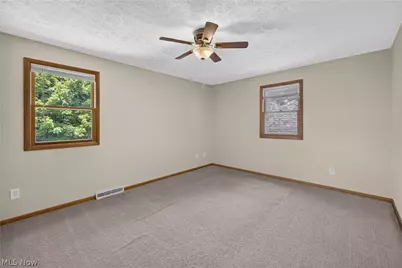 30317 Thomas Street, Willowick, OH 44095 - Photo 22