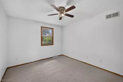 30317 Thomas Street, Willowick, OH 44095 - Photo 24