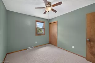 30317 Thomas St, Willowick, OH 44095 - Photo 18