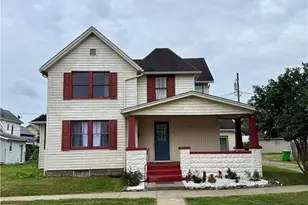 935 Orchard St, Coshocton, OH 43812 - Photo 1