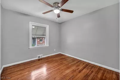 30530 Grant Street, Wickliffe, OH 44092 - Photo 24