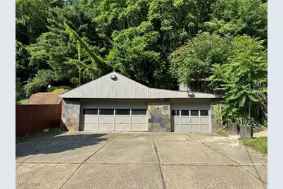 225 Washington Pike, Wellsburg, WV 26070 - Photo 2