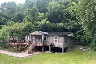 225 Washington Pike, Wellsburg, WV 26070 - Photo 32