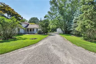 2250 Claus Rd, Vermilion, OH 44089 - Photo 6