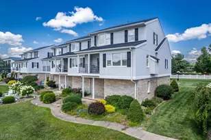 1317 Blennerhassett Ave, Belpre, OH 45714 - Photo 4