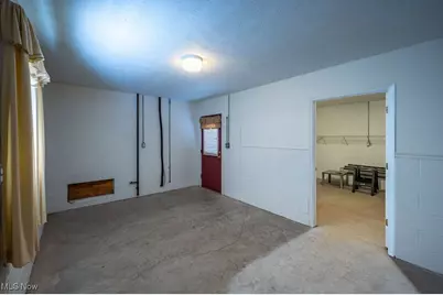 1317 Blennerhassett Avenue #A, Belpre, OH 45714 - Photo 32