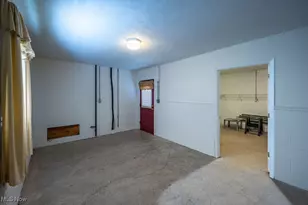 1317 Blennerhassett Ave, Belpre, OH 45714 - Photo 32