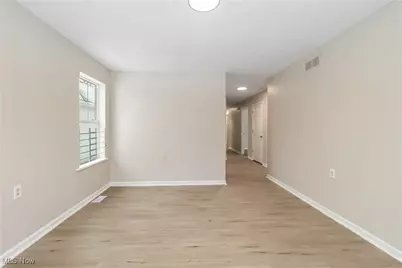 11104 Mount Carmel Road, Loveland, OH 44104 - Photo 8