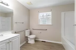 11104 Mt Carmel Rd, Loveland, OH 44104 - Photo 22