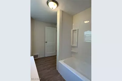 495 Delmar Avenue, Akron, OH 44310 - Photo 36