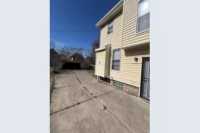 3414 E 143rd Street, Loveland, OH 44120 - Photo 2