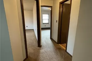 271 Folsom St, Champion, OH 44483 - Photo 8