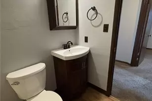 271 Folsom St, Champion, OH 44483 - Photo 10