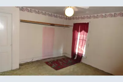 122 Carolina Avenue, Chester, WV 26034 - Photo 18