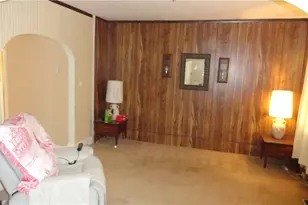 122 Carolina Ave, Chester, WV 26034 - Photo 14