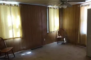 122 Carolina Ave, Chester, WV 26034 - Photo 10