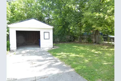 13801 Edgewood Avenue, Loveland, OH 44105 - Photo 22